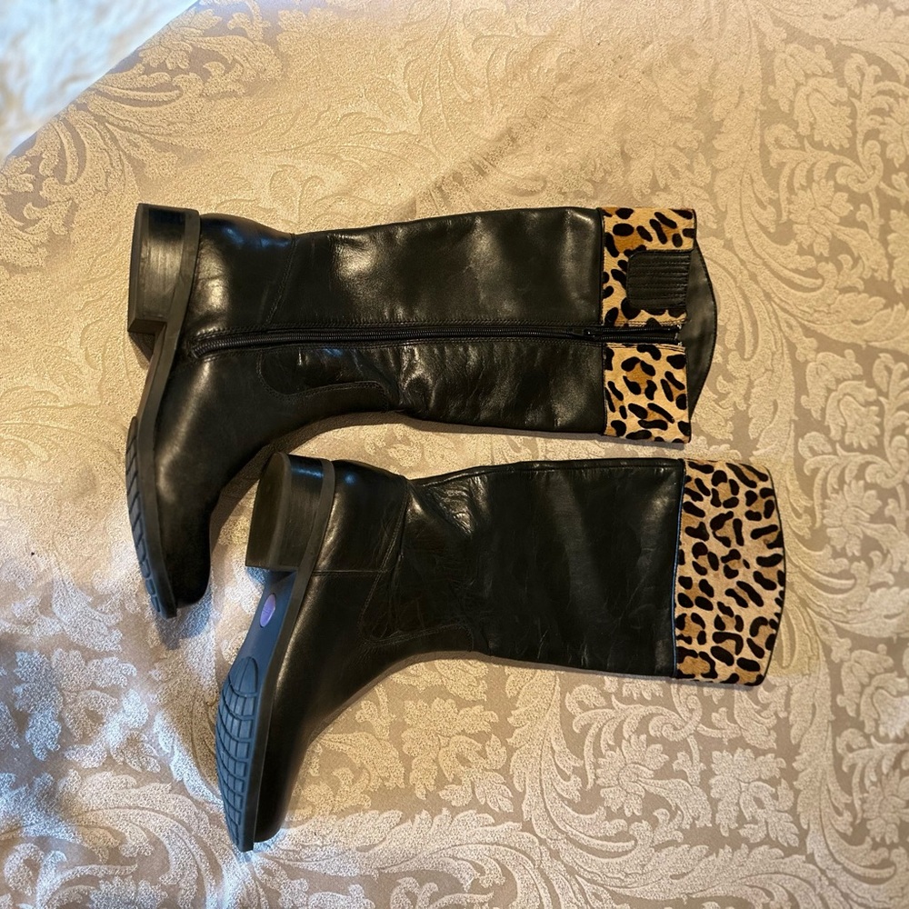 Black Leather Boots with Leopard Print Cuff